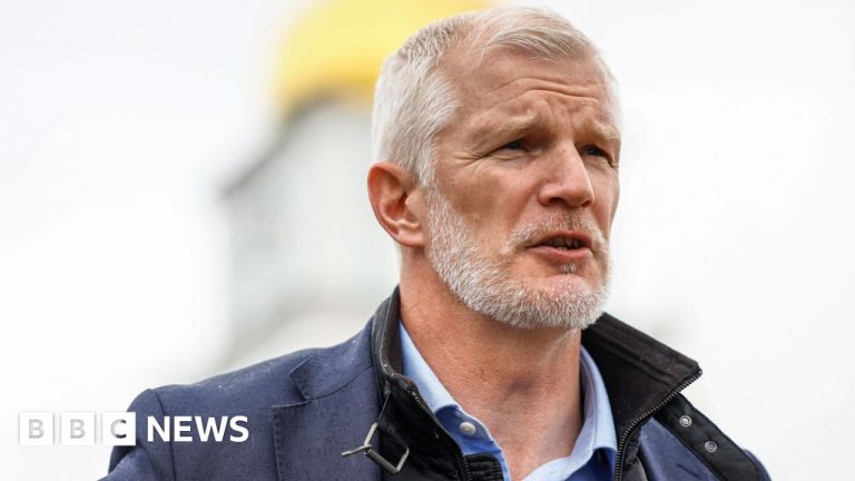 Carns Urges PM: Bold Defence Spending Decisions Crucial for National Security