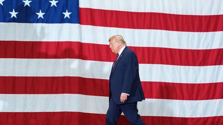 Trump’s Capitol Hill Summit: Senate GOP Divisions Deepen as Midterms Loom