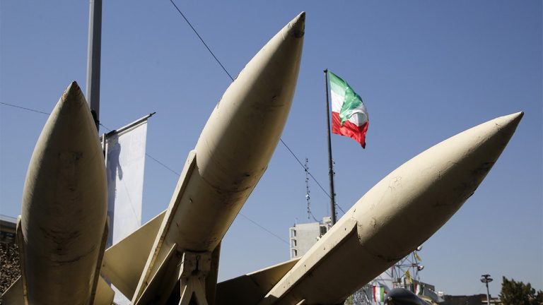 Trump Stuns World: Iran Missiles “Not the Problem”? White House Lies Exposed!