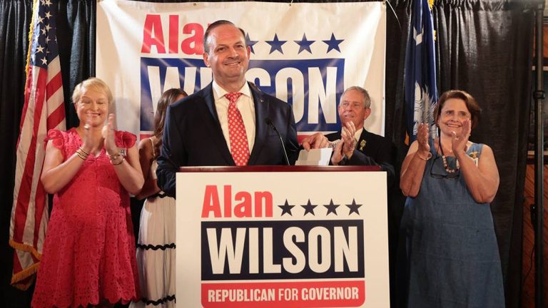 Trump’s Double Endorsement Stuns South Carolina GOP Gubernatorial Race! Chaos or Strategy?