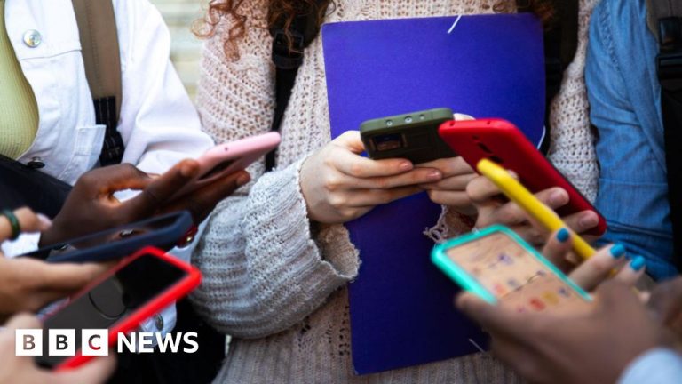 PM’s Bold Move: New Social Media Restrictions to Safeguard Kids Online, End ‘Failing System’